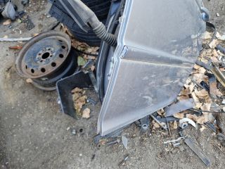 bontott BMW 3 E46 Bal hátsó Ajtó (Részeivel)