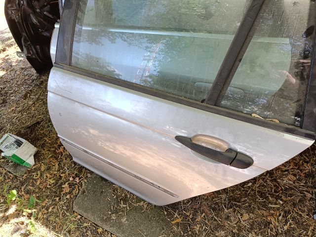 bontott BMW 3 E46 Bal hátsó Ajtó (Részeivel)