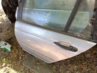 bontott BMW 3 E46 Bal hátsó Ajtó (Részeivel)