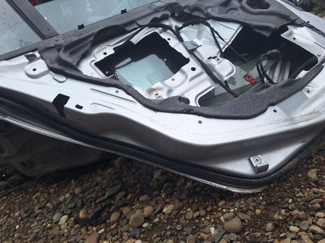 bontott BMW 3 E46 Bal hátsó Ajtó (Üres lemez)