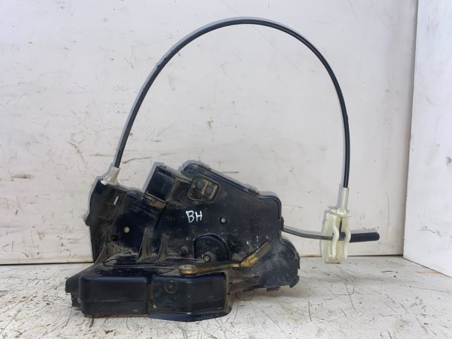 bontott BMW 3 E46 Bal hátsó Ajtózár