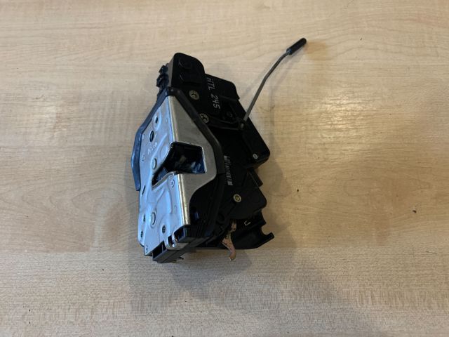 bontott BMW 3 E46 Bal hátsó Ajtózár