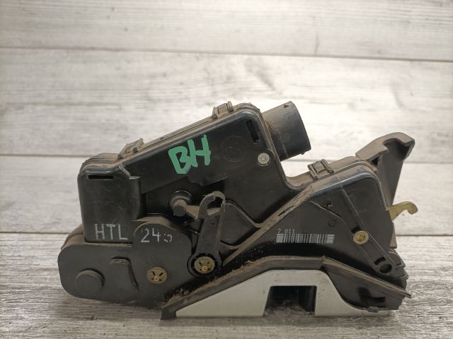 bontott BMW 3 E46 Bal hátsó Ajtózár