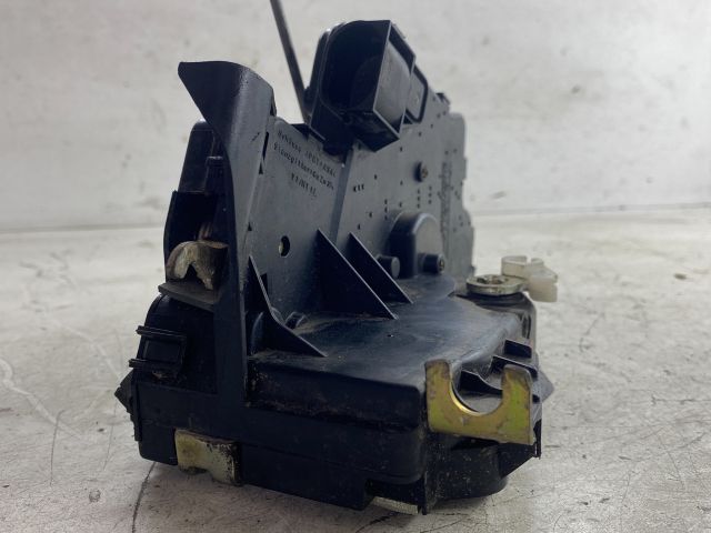 bontott BMW 3 E46 Bal hátsó Ajtózár