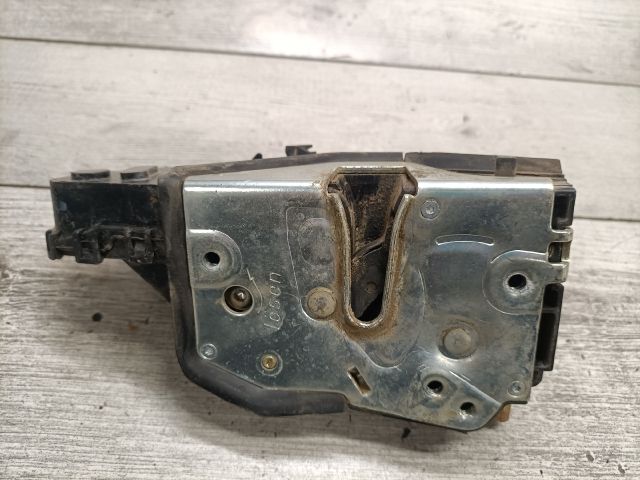 bontott BMW 3 E46 Bal hátsó Ajtózár