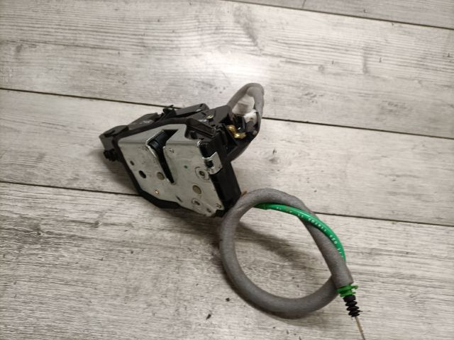 bontott BMW 3 E46 Bal hátsó Ajtózár