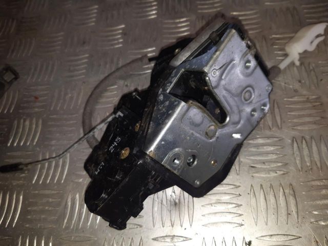 bontott BMW 3 E46 Bal hátsó Ajtózár