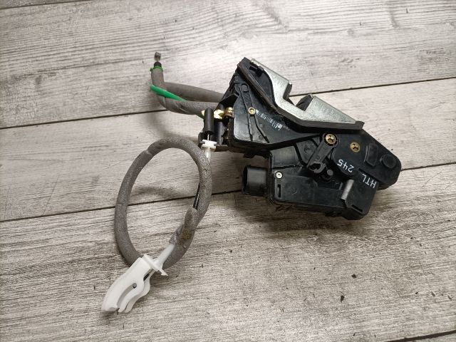 bontott BMW 3 E46 Bal hátsó Ajtózár