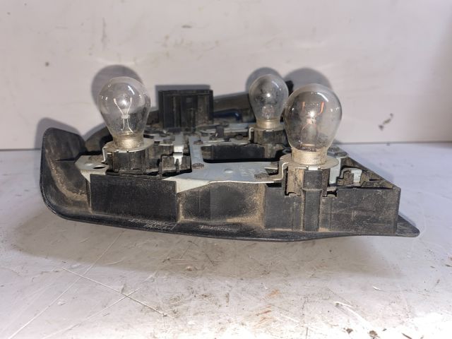 bontott BMW 3 E46 Bal Hátsó Lámpa Foglalat