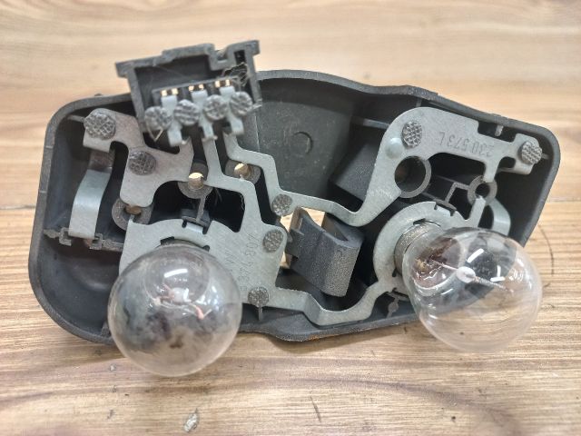 bontott BMW 3 E46 Bal Hátsó Lámpa Foglalat