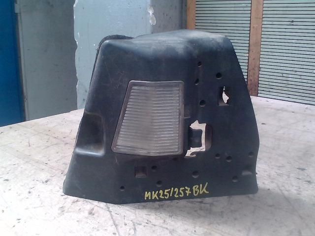 bontott BMW 3 E46 Bal Hátsó Lámpa Foglalat