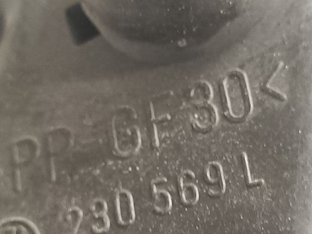 bontott BMW 3 E46 Bal Hátsó Lámpa Foglalat