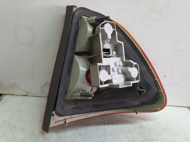 bontott BMW 3 E46 Bal Hátsó Lámpa