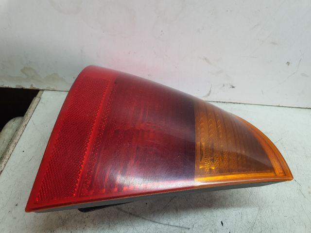 bontott BMW 3 E46 Bal Hátsó Lámpa