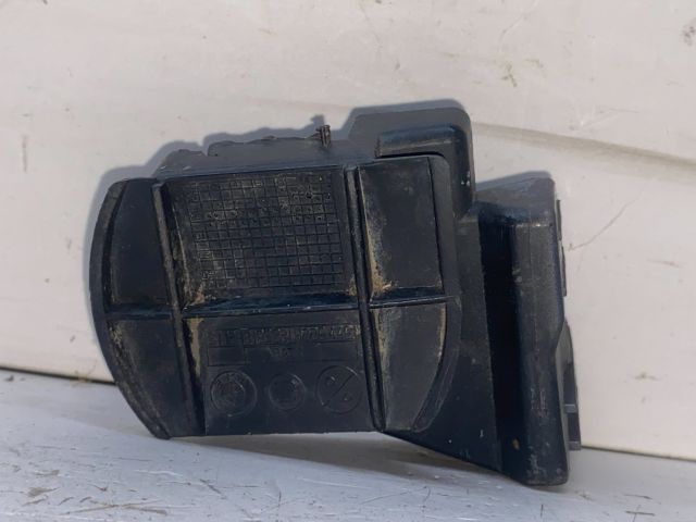 bontott BMW 3 E46 Bal hátsó Lökhárító Tartó (Műanyag)