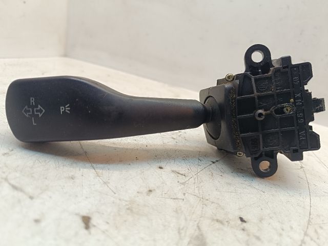 bontott BMW 3 E46 Bal Kormánykapcsoló Irányjelző