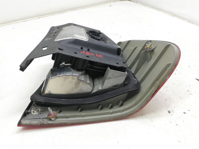 bontott BMW 3 E46 Bal Külső Hátsó Lámpa