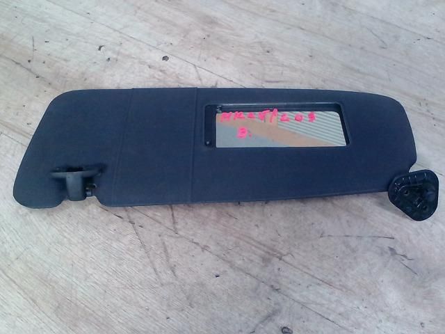 bontott BMW 3 E46 Bal Napellenző