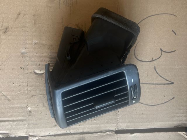 bontott BMW 3 E46 Bal Szellőző