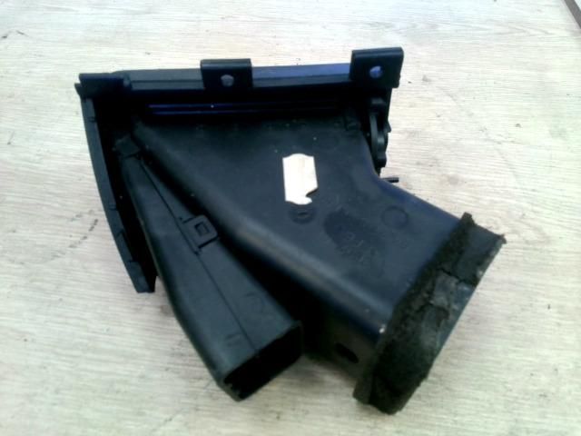 bontott BMW 3 E46 Bal Szellőző