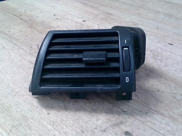 bontott BMW 3 E46 Bal Szellőző