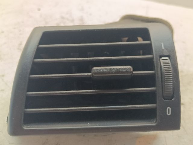 bontott BMW 3 E46 Bal Szellőző