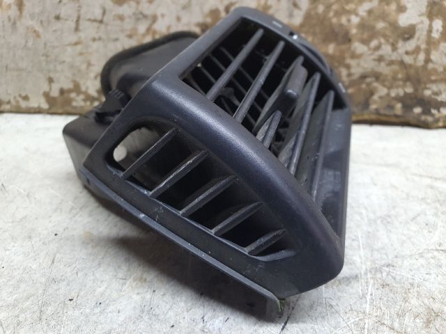 bontott BMW 3 E46 Bal Szellőző