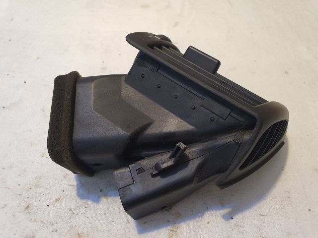 bontott BMW 3 E46 Bal Szellőző