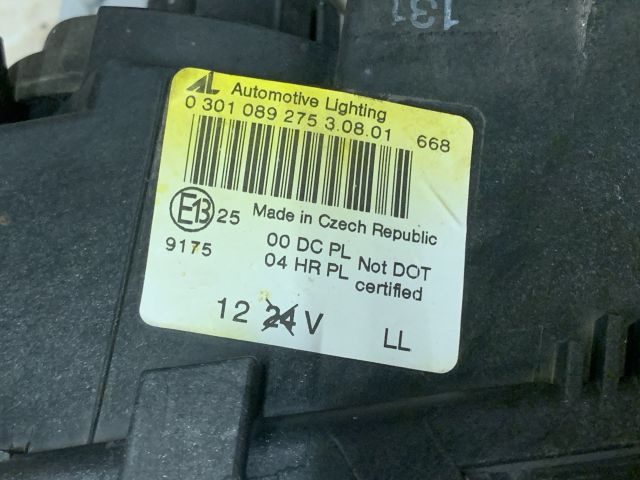 bontott BMW 3 E46 Bal Xenon Fényszóró