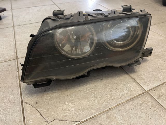 bontott BMW 3 E46 Bal Xenon Fényszóró