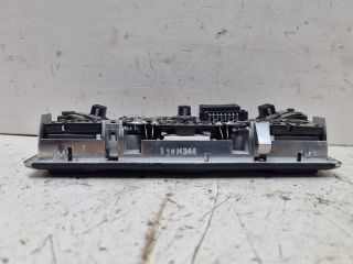 bontott BMW 3 E46 Beltér Világítás Első