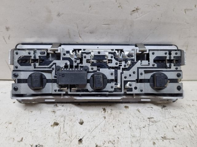 bontott BMW 3 E46 Beltér Világítás Első