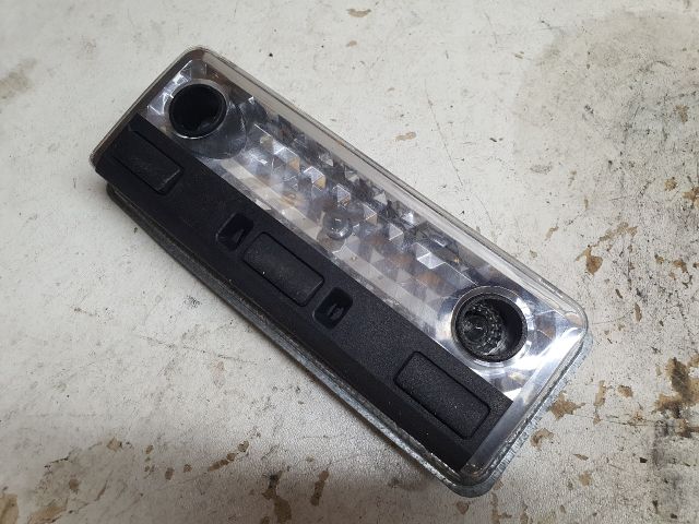 bontott BMW 3 E46 Beltér Világítás Első