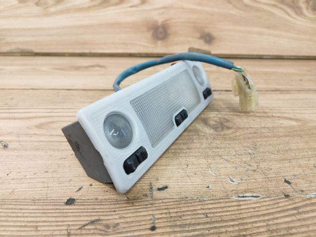 bontott BMW 3 E46 Beltér Világítás Első