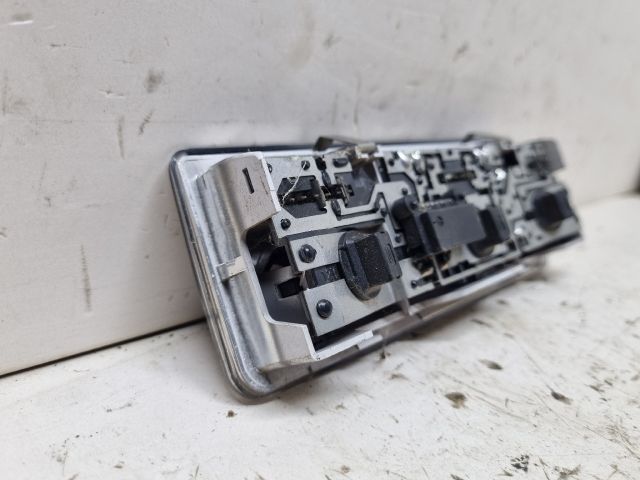 bontott BMW 3 E46 Beltér Világítás Első