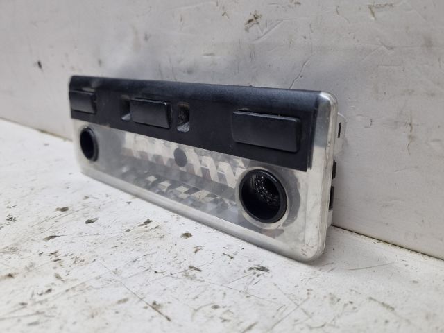 bontott BMW 3 E46 Beltér Világítás Első