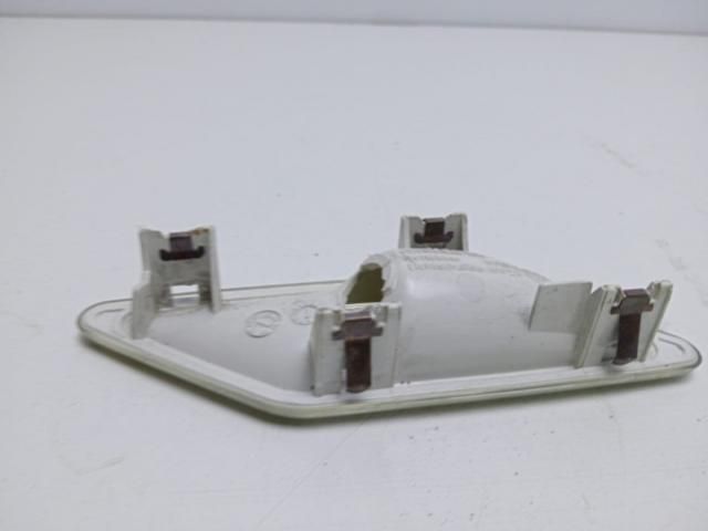 bontott BMW 3 E46 Beltér Világítás Első