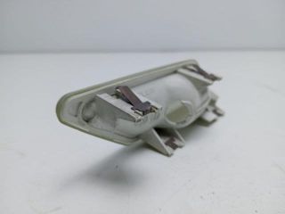 bontott BMW 3 E46 Beltér Világítás Első