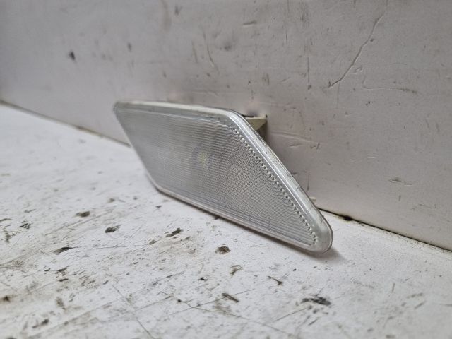 bontott BMW 3 E46 Beltér Világítás Hátsó