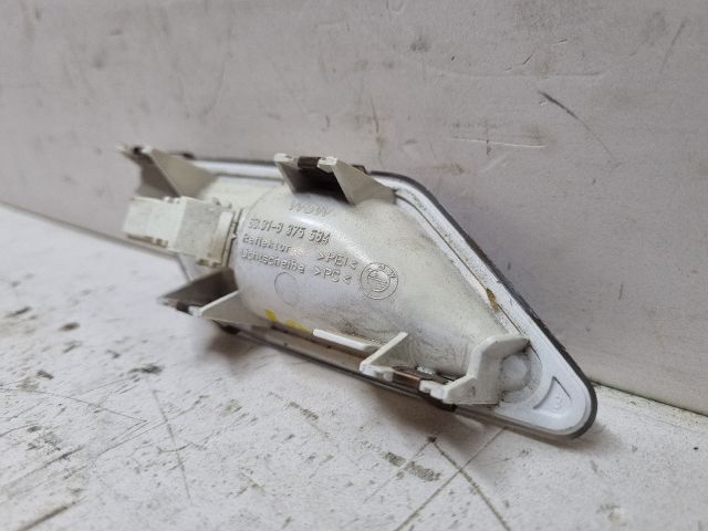 bontott BMW 3 E46 Beltér Világítás Hátsó