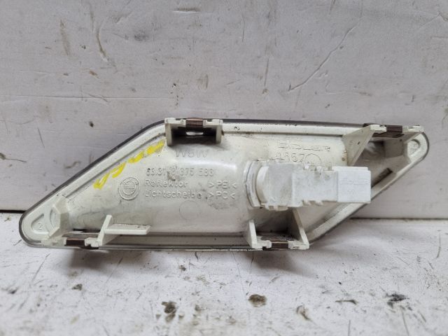 bontott BMW 3 E46 Beltér Világítás Hátsó