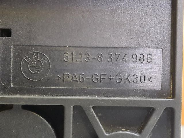 bontott BMW 3 E46 Biztosítéktábla Motortér