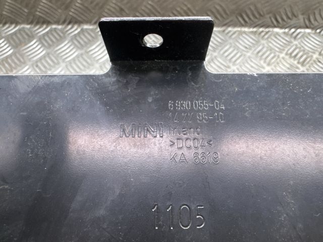 bontott BMW 3 E46 CD / DVD Tár