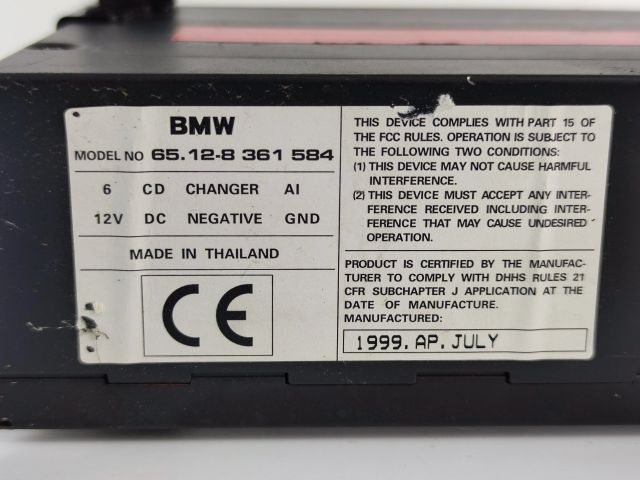 bontott BMW 3 E46 CD / DVD Tár