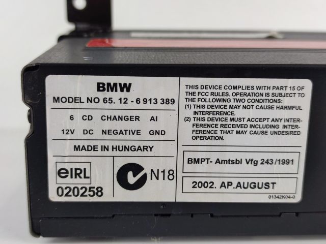 bontott BMW 3 E46 CD / DVD Tár