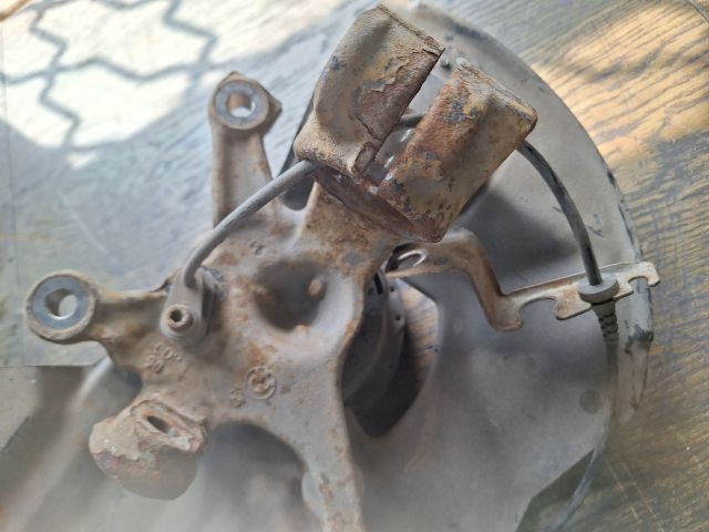 bontott BMW 3 E46 COMPACT Bal első Csonkállvány Kerékaggyal