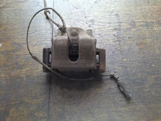 bontott BMW 3 E46 COMPACT Bal első Féknyereg Munkahengerrel