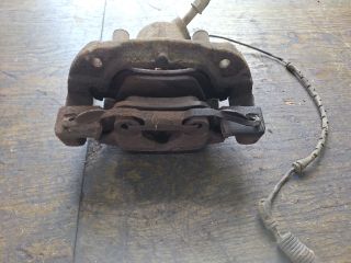 bontott BMW 3 E46 COMPACT Bal első Féknyereg Munkahengerrel