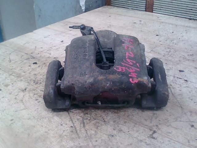 bontott BMW 3 E46 COMPACT Bal első Féknyereg Munkahengerrel