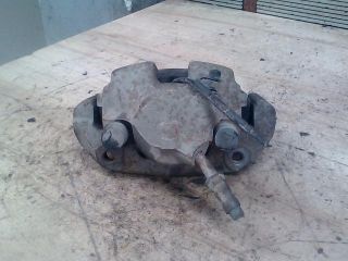 bontott BMW 3 E46 COMPACT Bal első Féknyereg Munkahengerrel